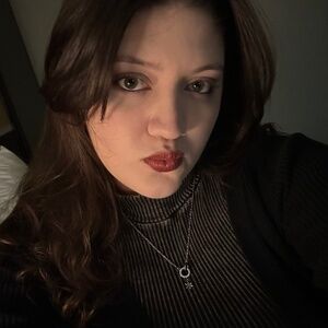 Meet your Posher, Jillian